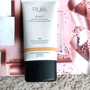 Pur 4-in-1 Tinted moisturizer
